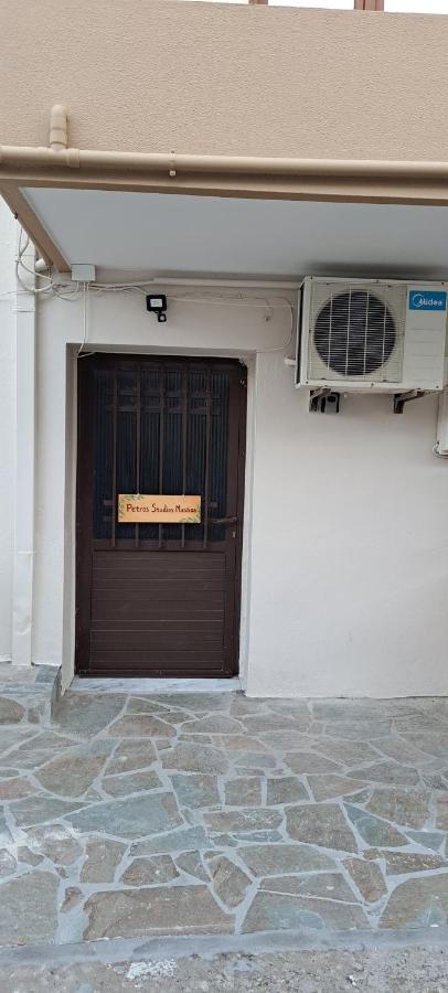 Petros Studios Mastixa Chios Town Exteriör bild